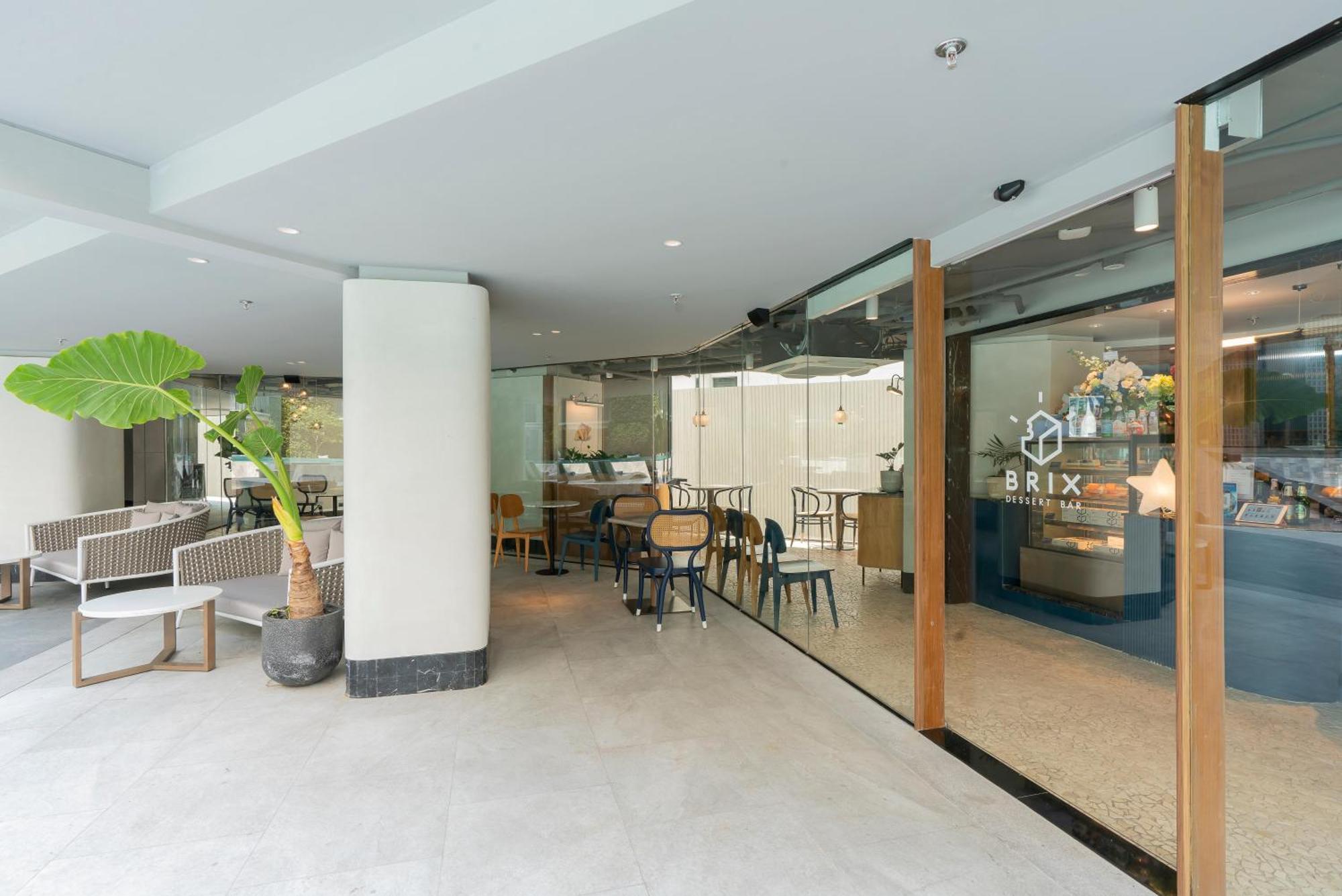 The Salil Hotel Riverside Bangkok Exterior photo The lobby of the hotel